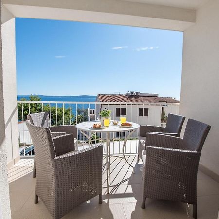 Apartments Amneris Trogir Bagian luar foto