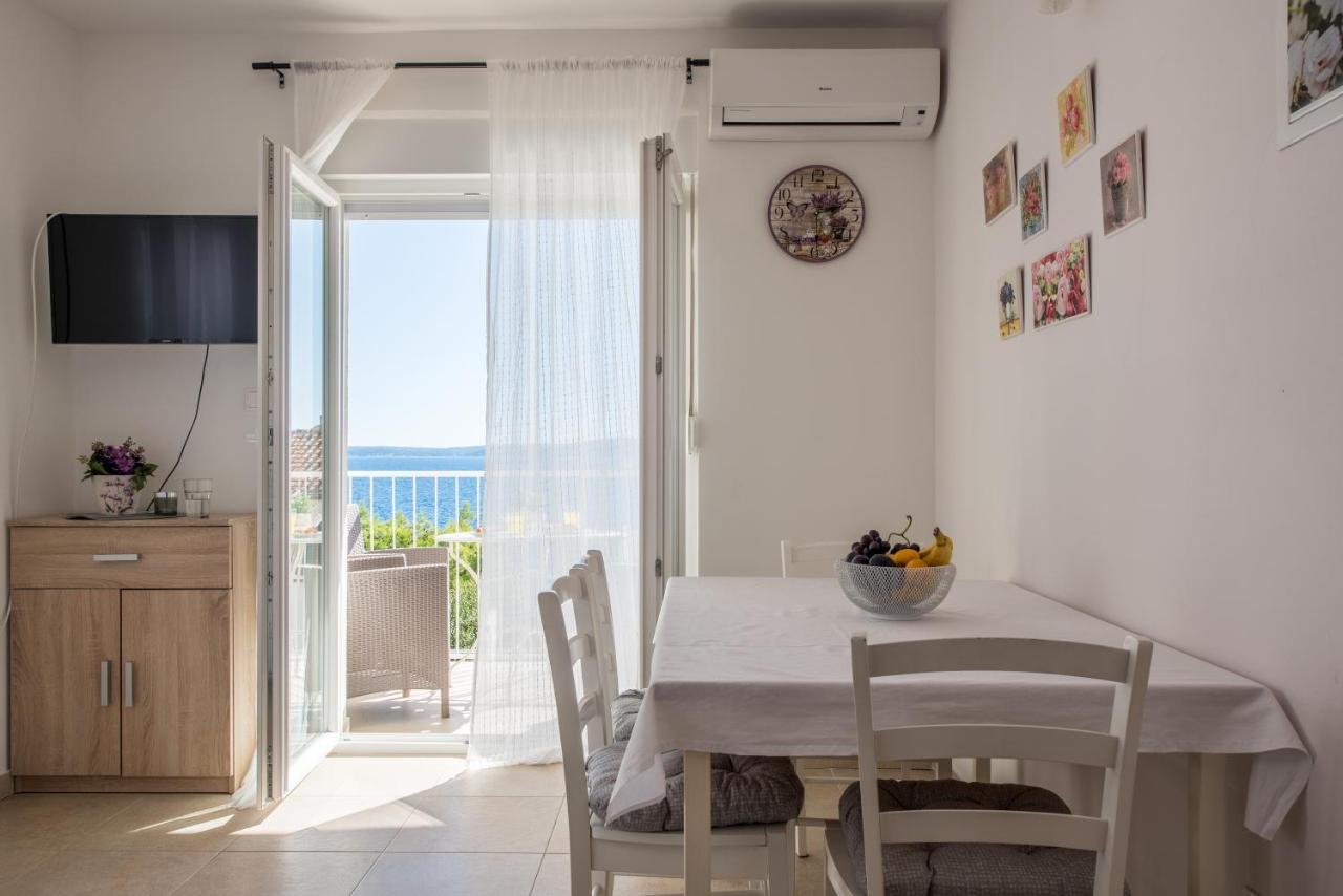 Apartments Amneris Trogir Bagian luar foto