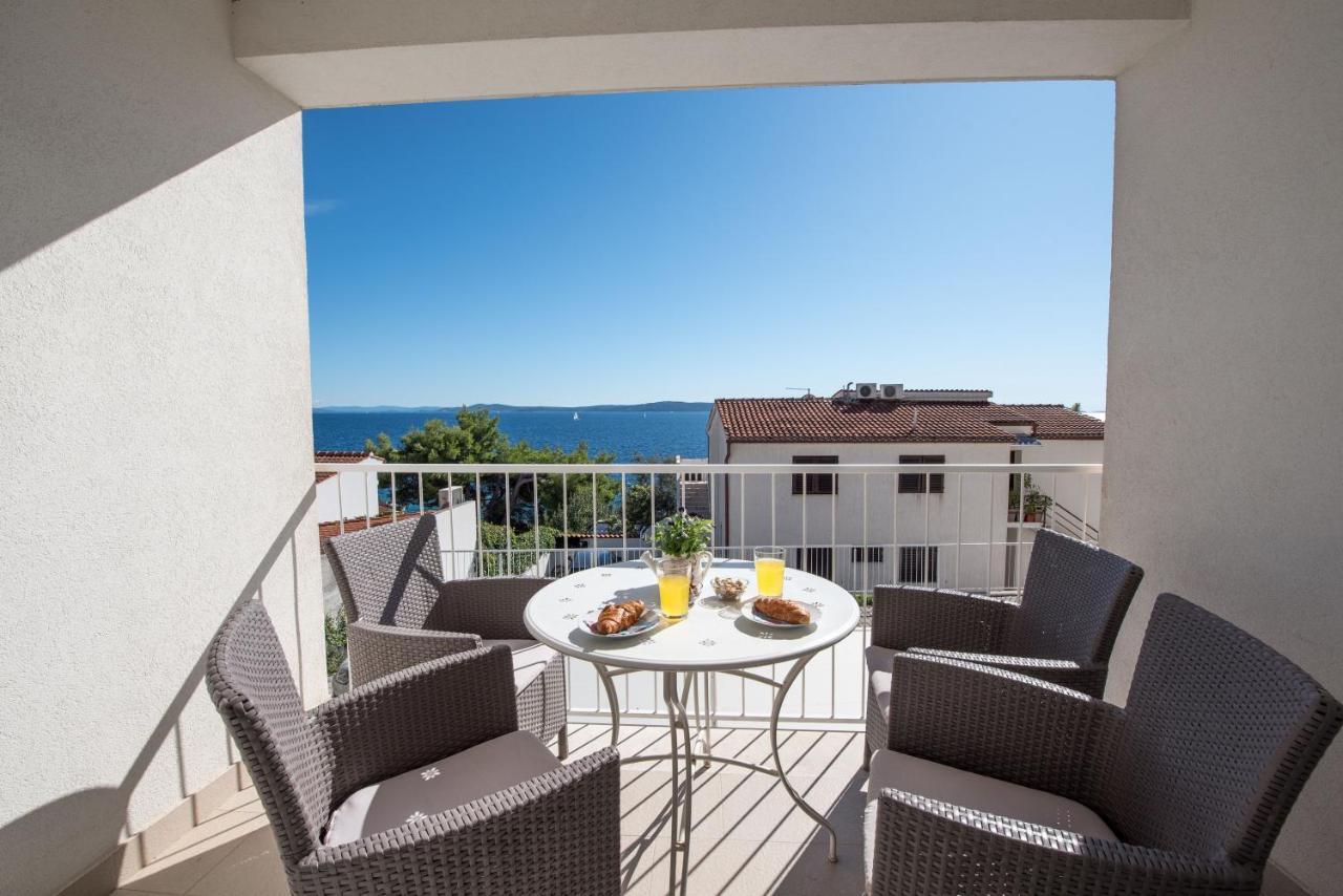 Apartments Amneris Trogir Bagian luar foto