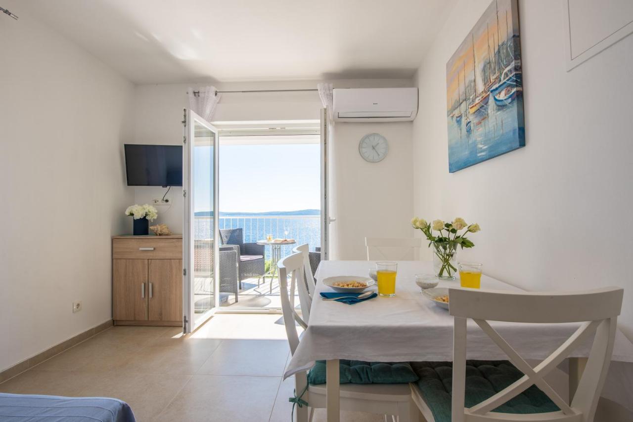 Apartments Amneris Trogir Bagian luar foto